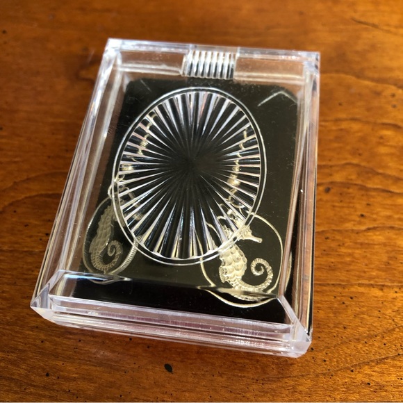 HAND-CUT 1969 SINGAPORE SEAHORSE COIN EARRINGS - Picture 5 of 5